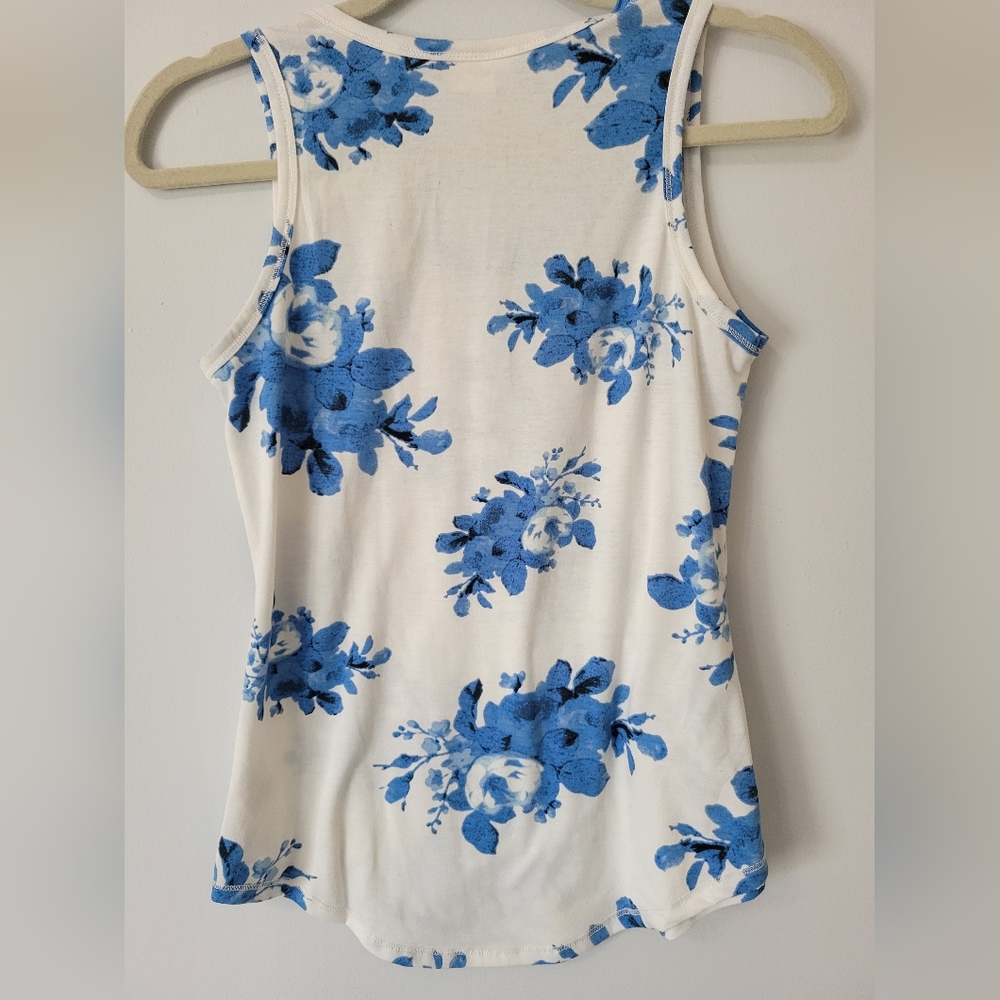 ☀️ 3 For $15 Lula Roe Tank Top - Picture 3 of 3
